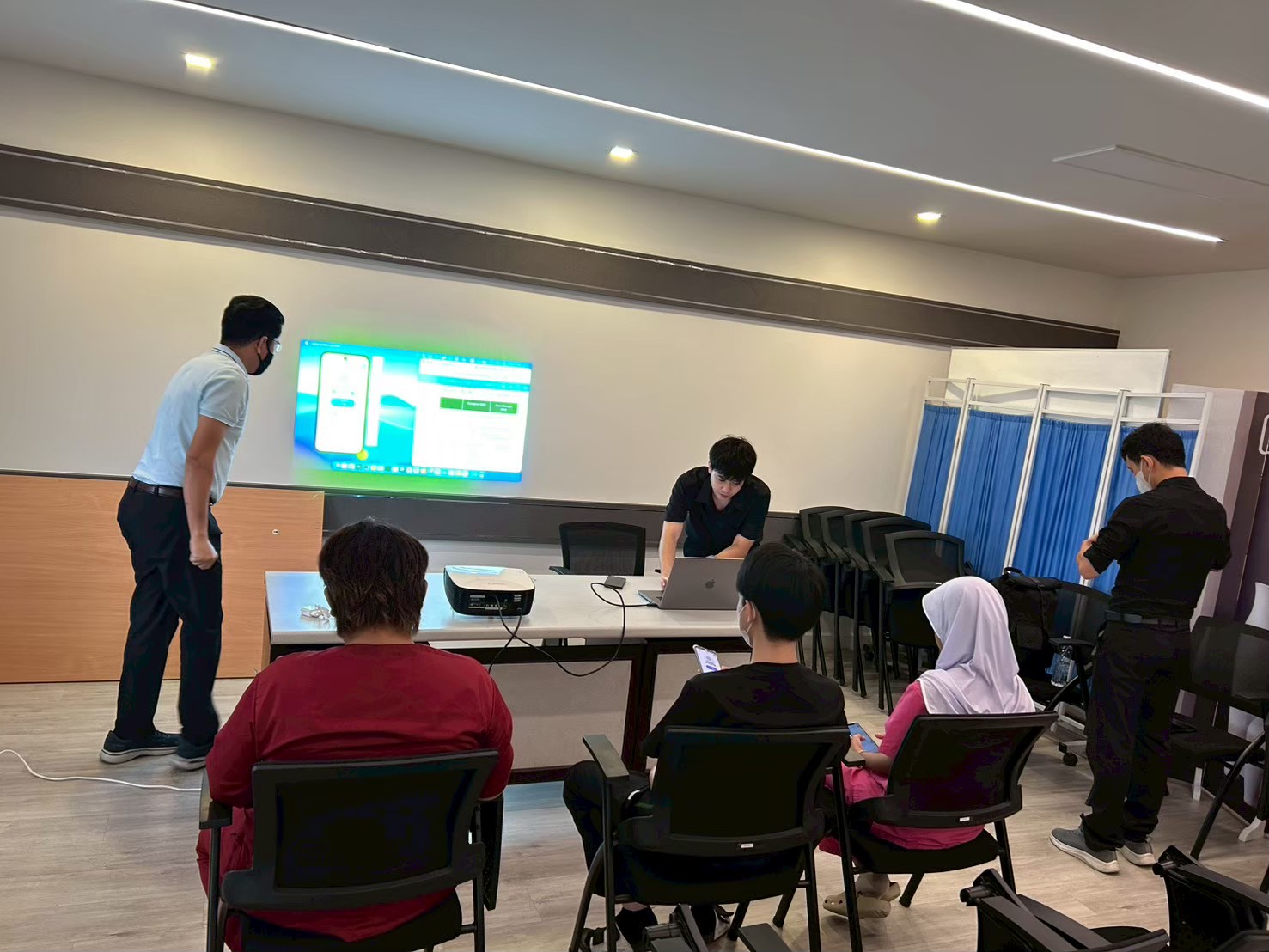 ลงพื้นที่สอนการใช้งานระบบ CareOnCloud โรงพยาบาลศุขเวช